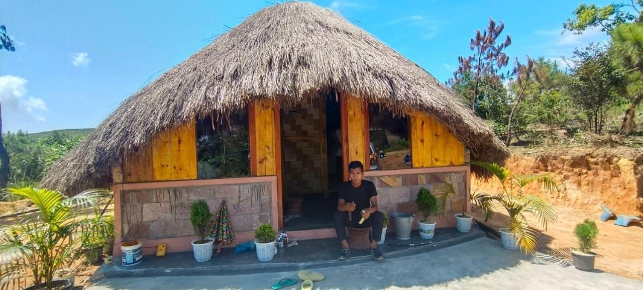Meikha Homestay Pynursla Экстерьер фото
